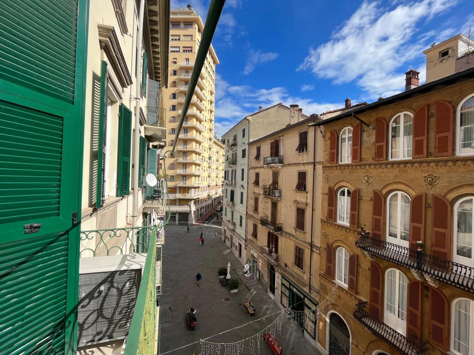 Centrale Ampio Appartamento 5 Minuti Stazione Cinque Terre La Spezia Dış mekan fotoğraf